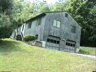 Building photograph for 17 ARROWHEAD LN
